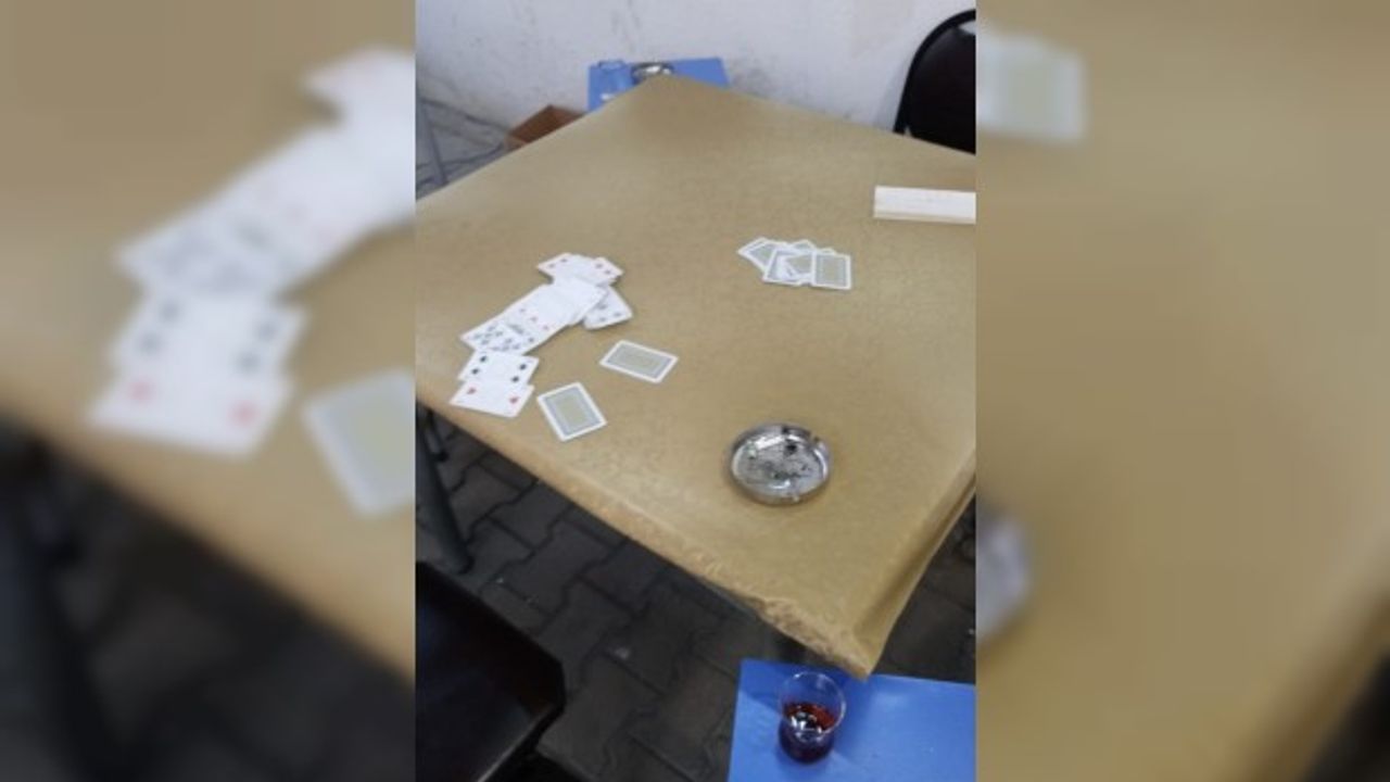 Kahvede oyun oynayan 13 kişiye, 40 bin lira ceza 