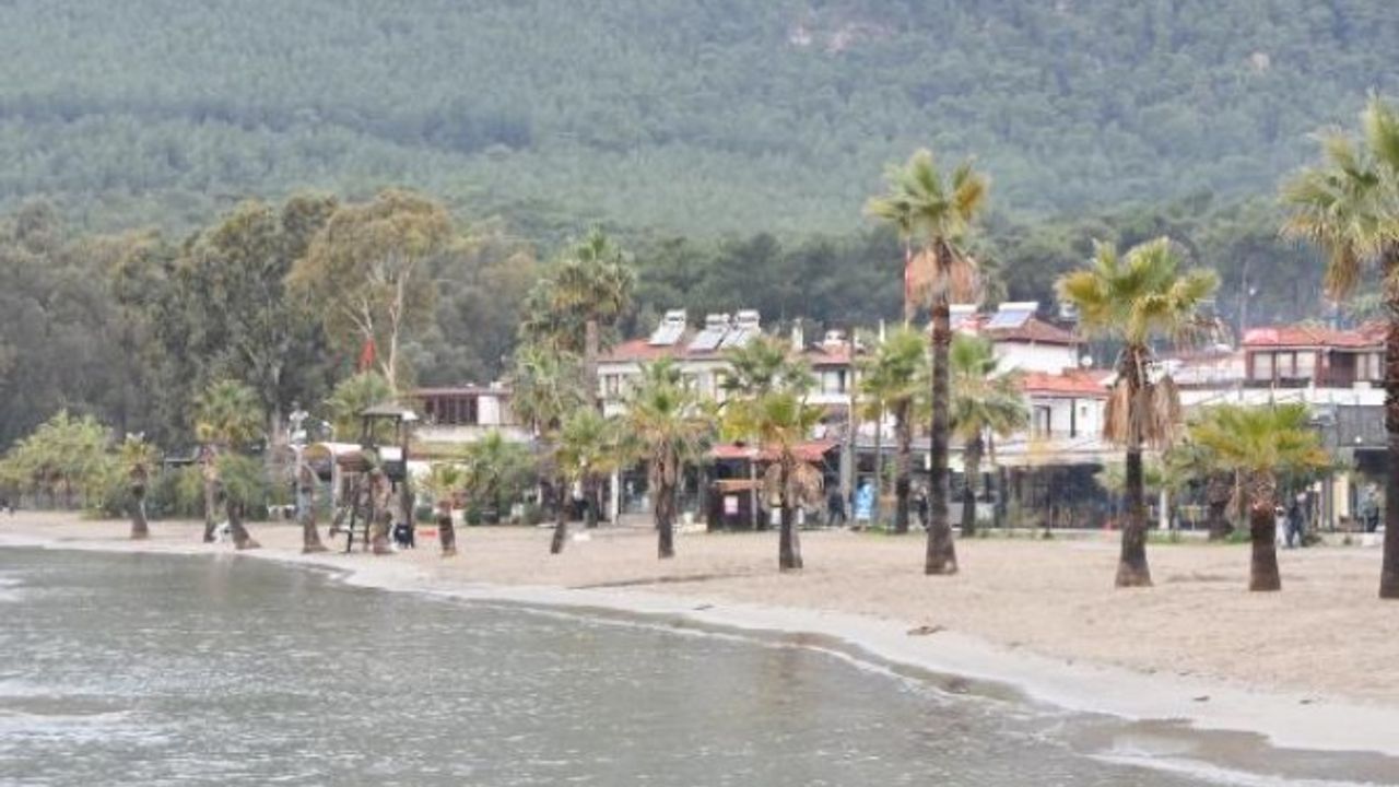 Deniz suyu 20 metre çekilmişti... Depremin habercisi mi?