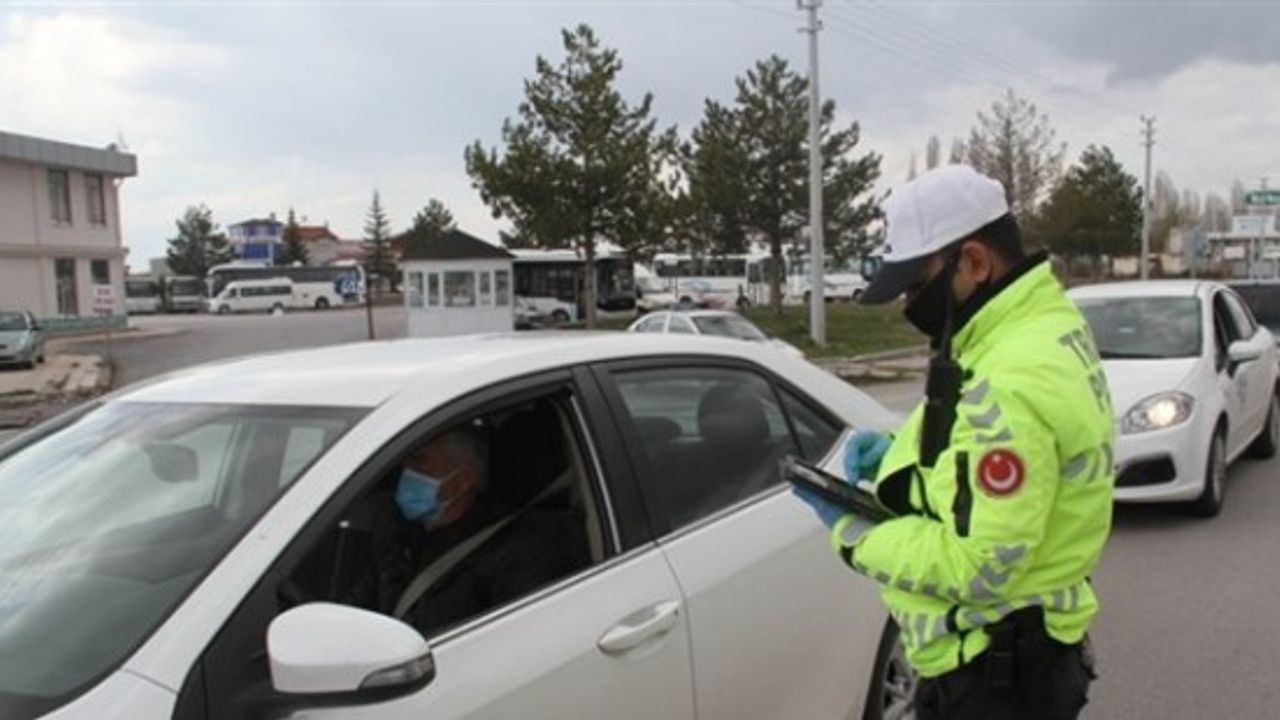 İçişleri Bakanlığı'ndan 'kısıtlama' açıklaması! 25 bin 372 kişiye işlem yapıldı