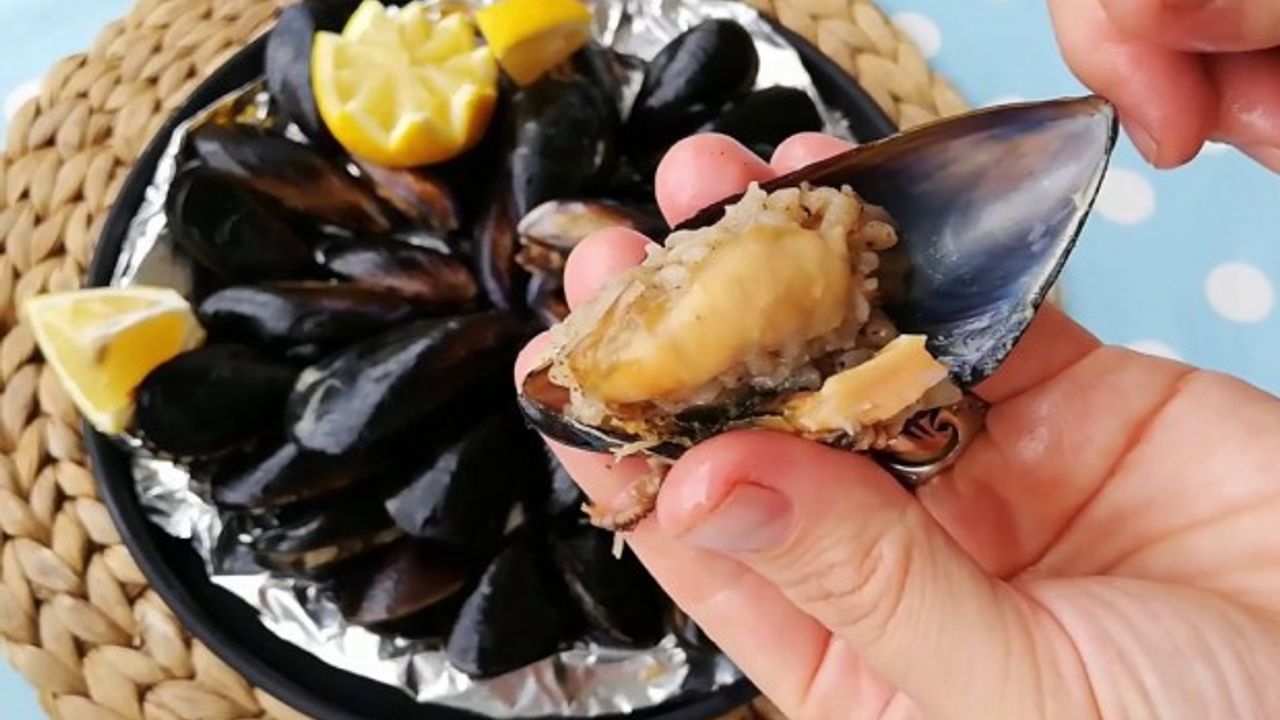 Sevilerek tüketilen midyede büyük tehlike...  Yerken bunlara dikkat!