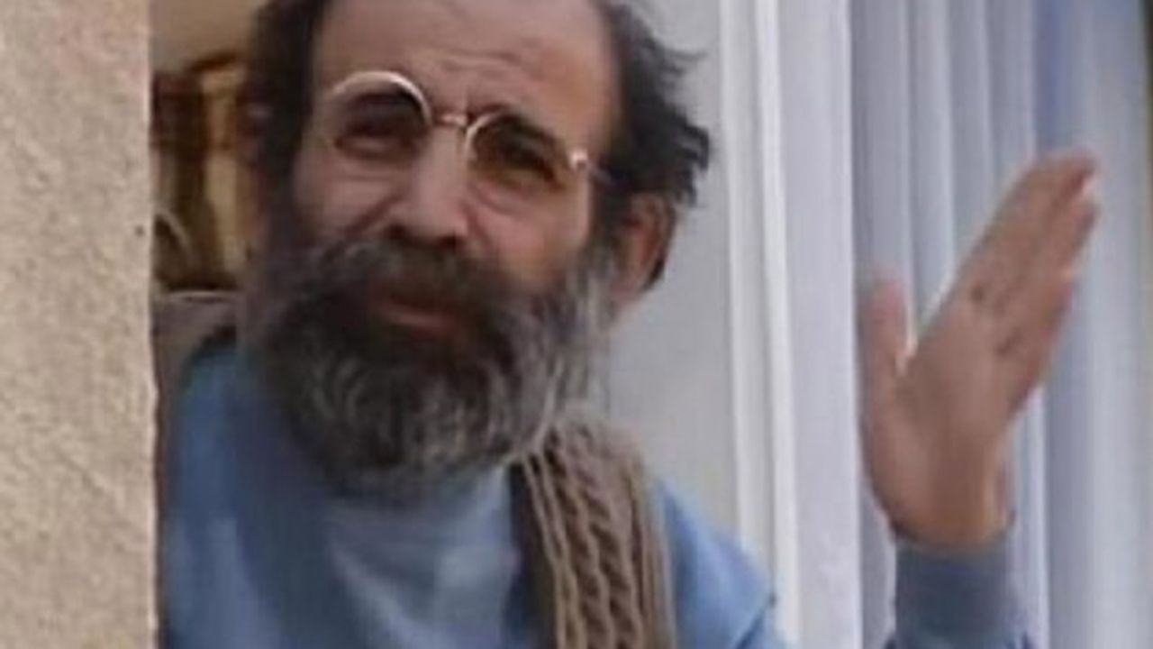 'Bizimkiler'in Cemil'i olarak hafızalara kazınmıştı! Uğurtan Sayıner İzmir'de hayatını kaybetti