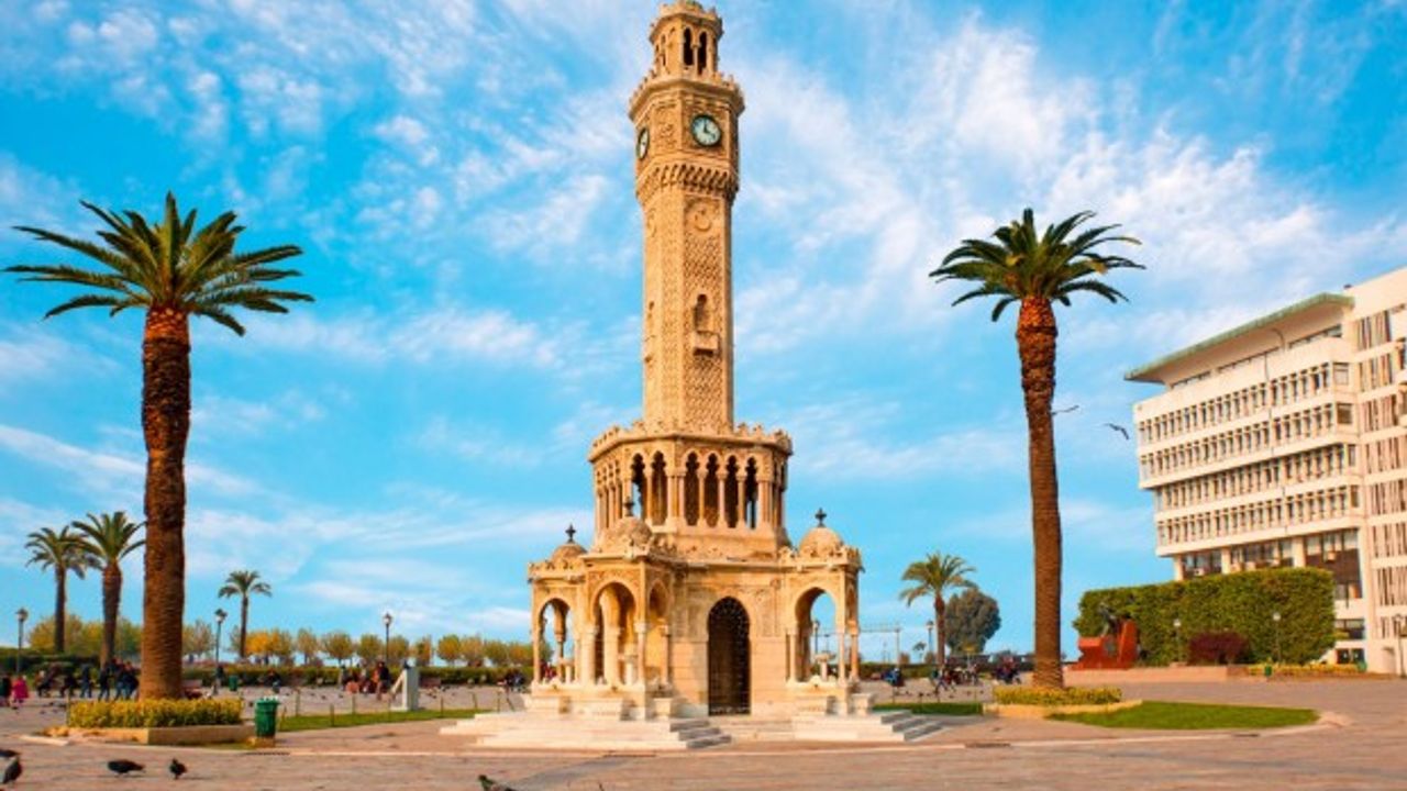 İstanbul ve Ankara'dan sonra Uber şimdi İzmir'de!