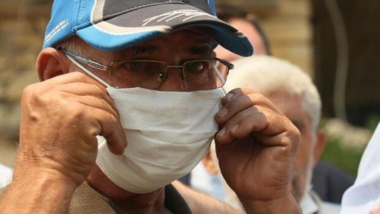 Sırtköy'ün muhtarı yangını anlatırken gözyaşlarına boğuldu: 'Kozalaklar el bombası gibi patladı'