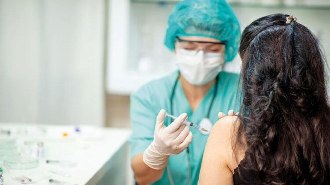 A’dan Z’ye 3. doz BioNTech: Kim, ne zaman aşılanacak?