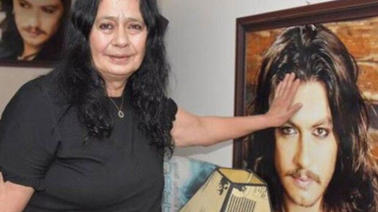 Barış Akarsu'nun annesi yaşamını yitirdi