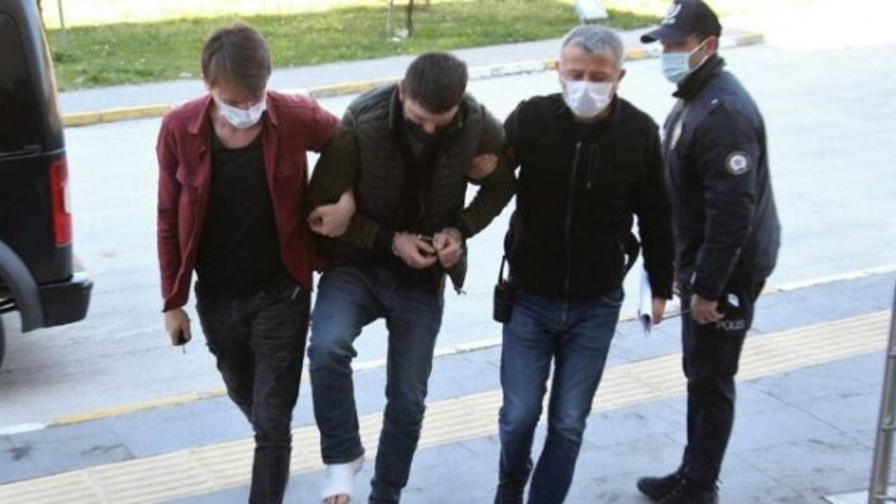 Kız kardeşini sosyal medyadan takip eden iş arkadaşını öldürdü