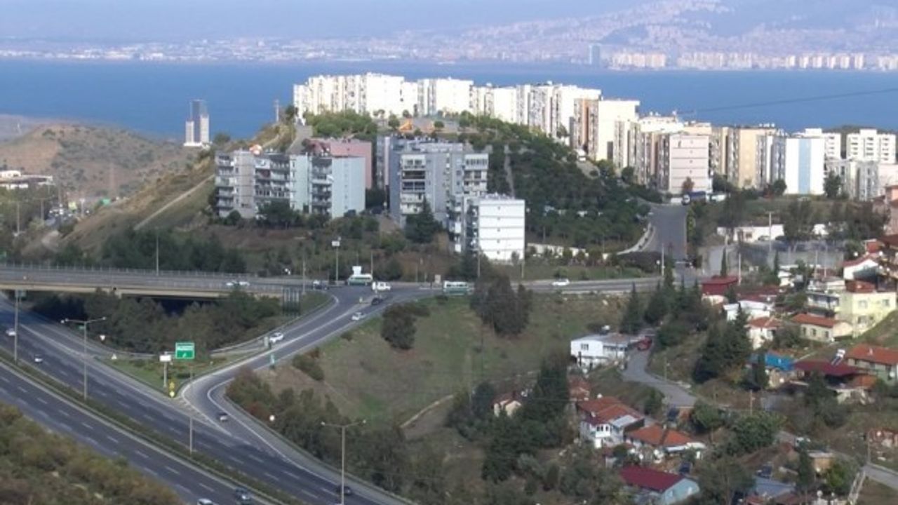 TOKİ'den yatırım fırsatı: İzmir'de 93 arsa açık artırmayla satılıyor!