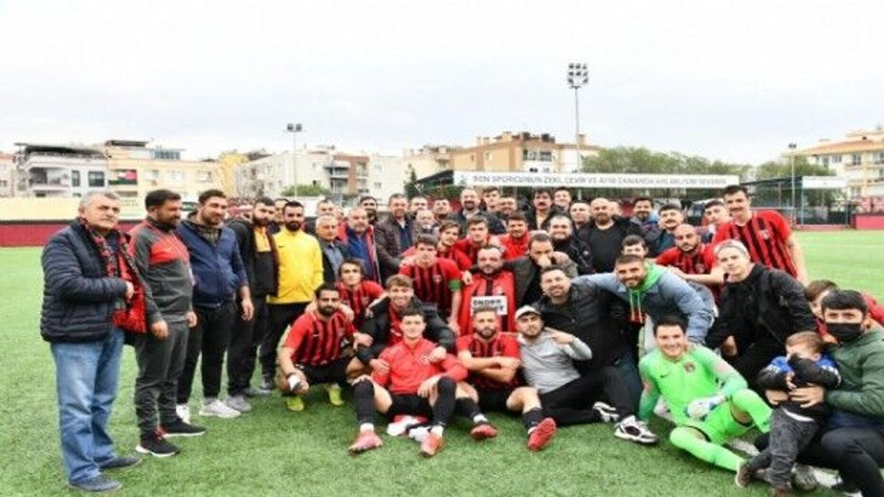 Çiğli Belediyespor 3.Lig yolunda Play-Off'a kaldı