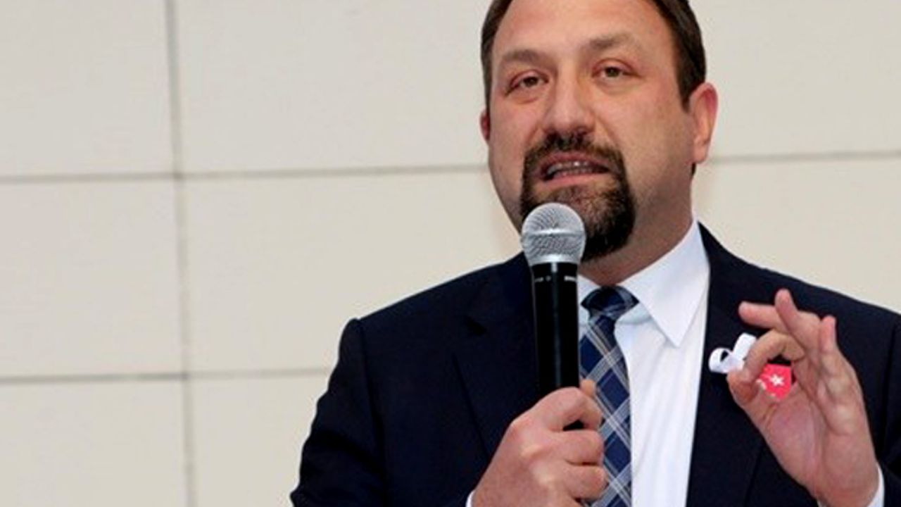 Gümrükçü'den flaş "Grev" açıklaması: "Şebekeyi de siyasi oyunları da biliyoruz!"