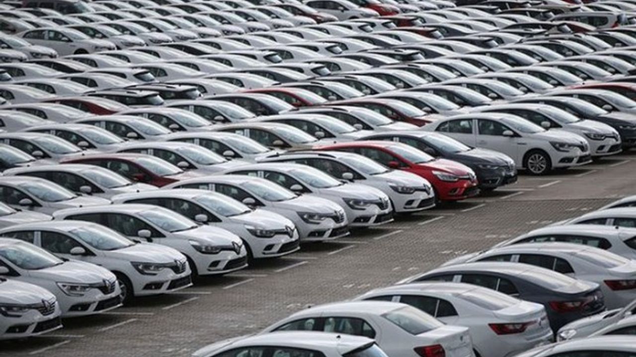 Rakamlar açıklandı: Otomobil pazarında büyük düşüş!
