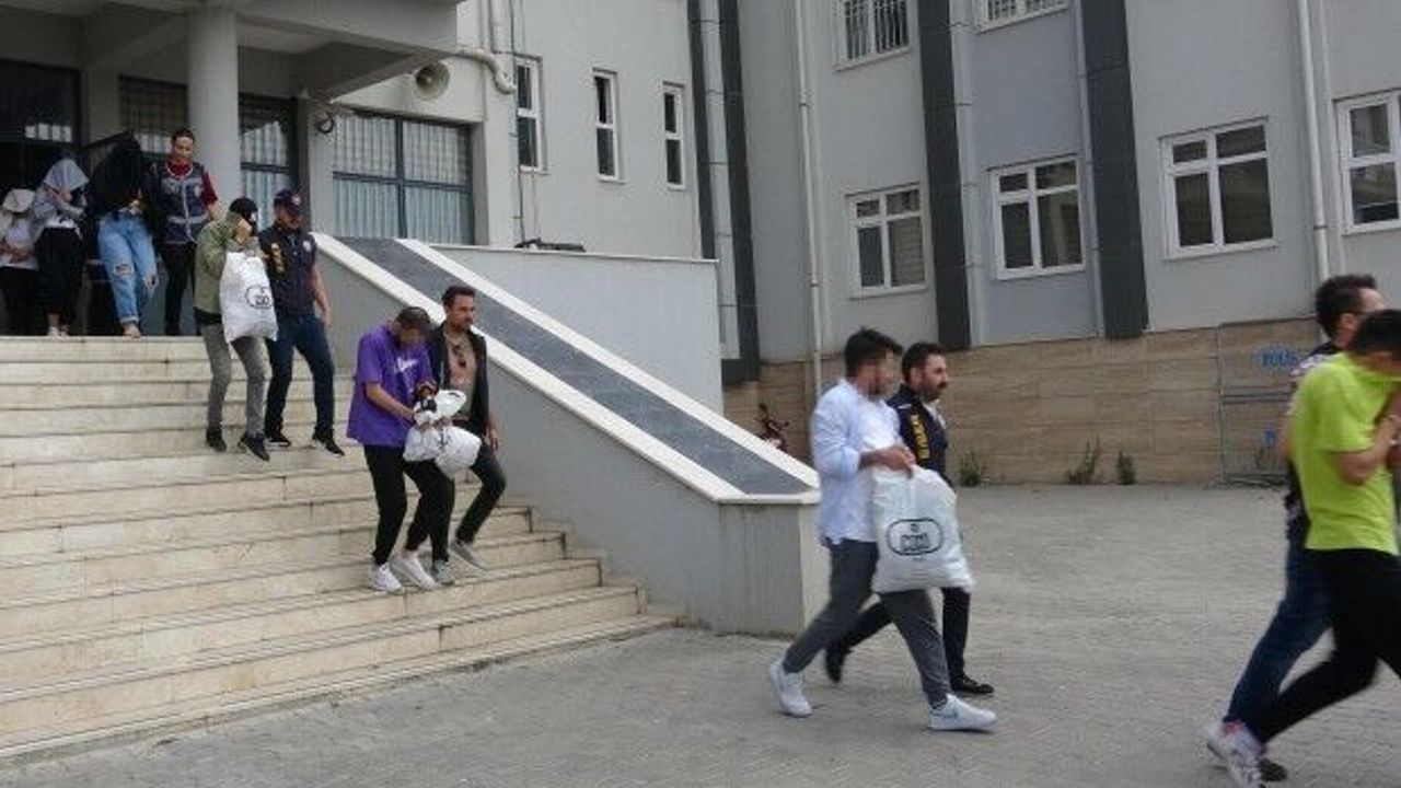 4 ilde ‘sanal eskort’ dolandırıcılığı operasyonu: 12 şüpheli tutuklandı
