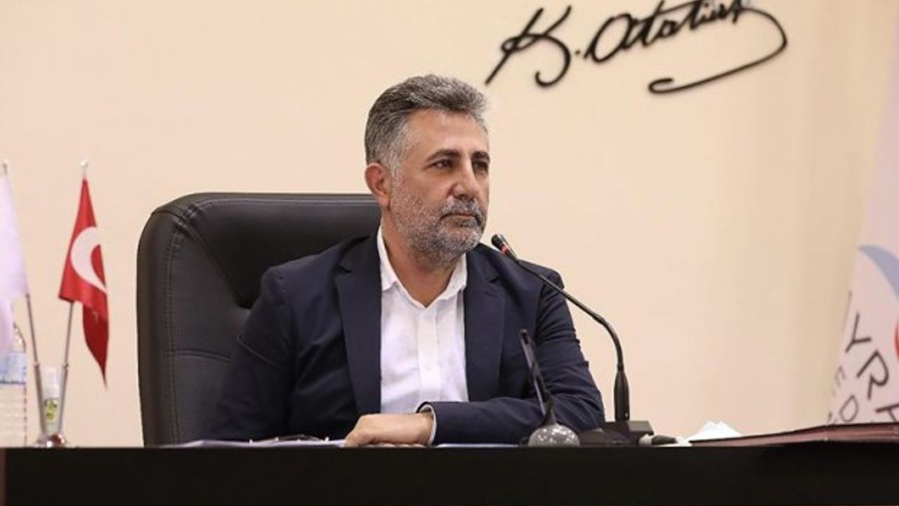 Başkan Sandal'dan Meclis'te sert sözler: 'Milletin anasını ağlattınız!'