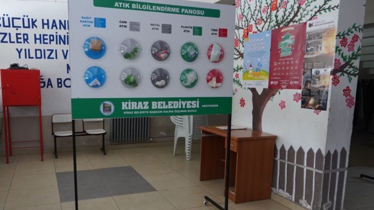 Kiraz'da 40 okula katı atık bilgilendirme panosu yerleştirilecek