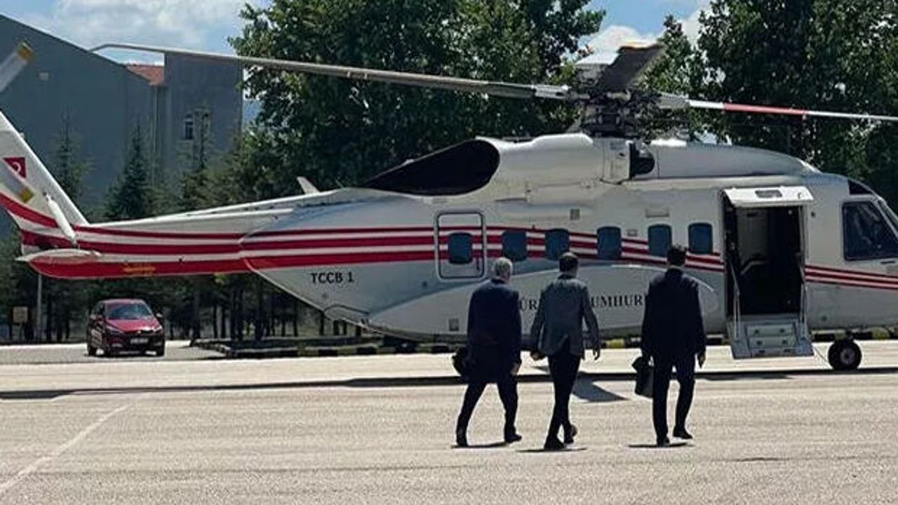 Binali Yıldırım’ı taşıyan helikopter, Bilecik’e acil iniş yaptı