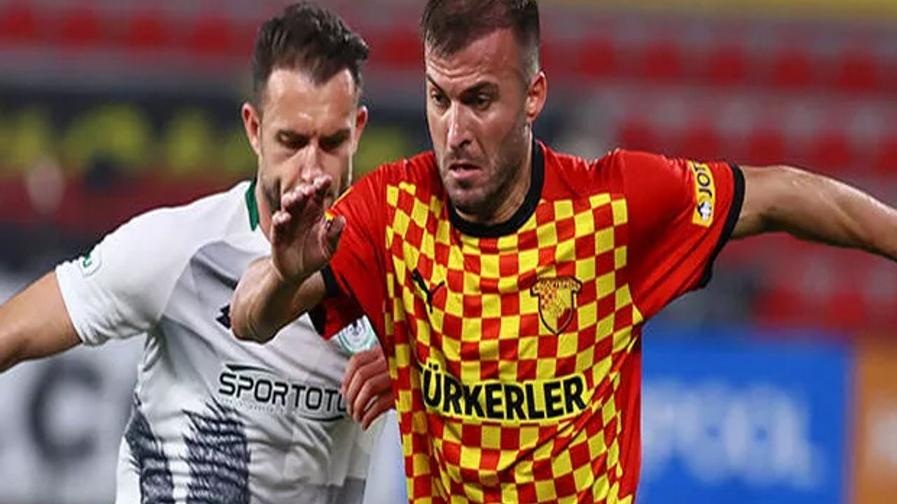 Göztepe'de sol bek Berkan veda etti