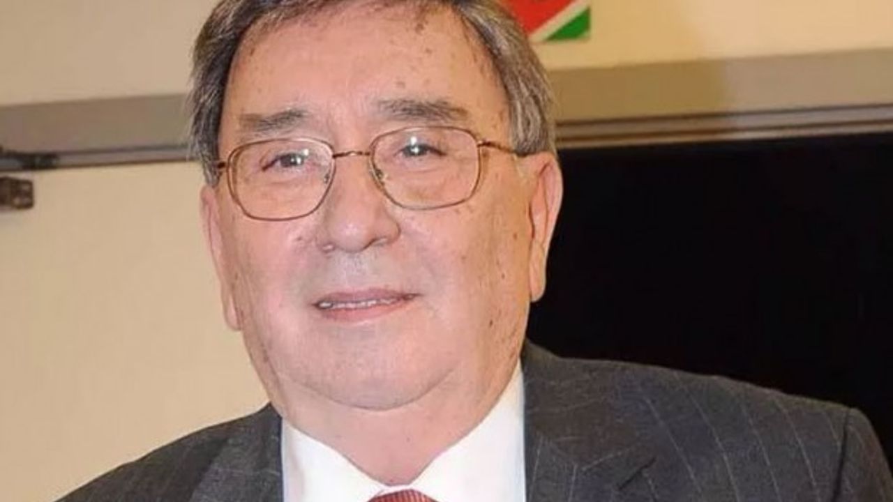 Eurovision'un sesi Bülend Özveren yoğun bakımda