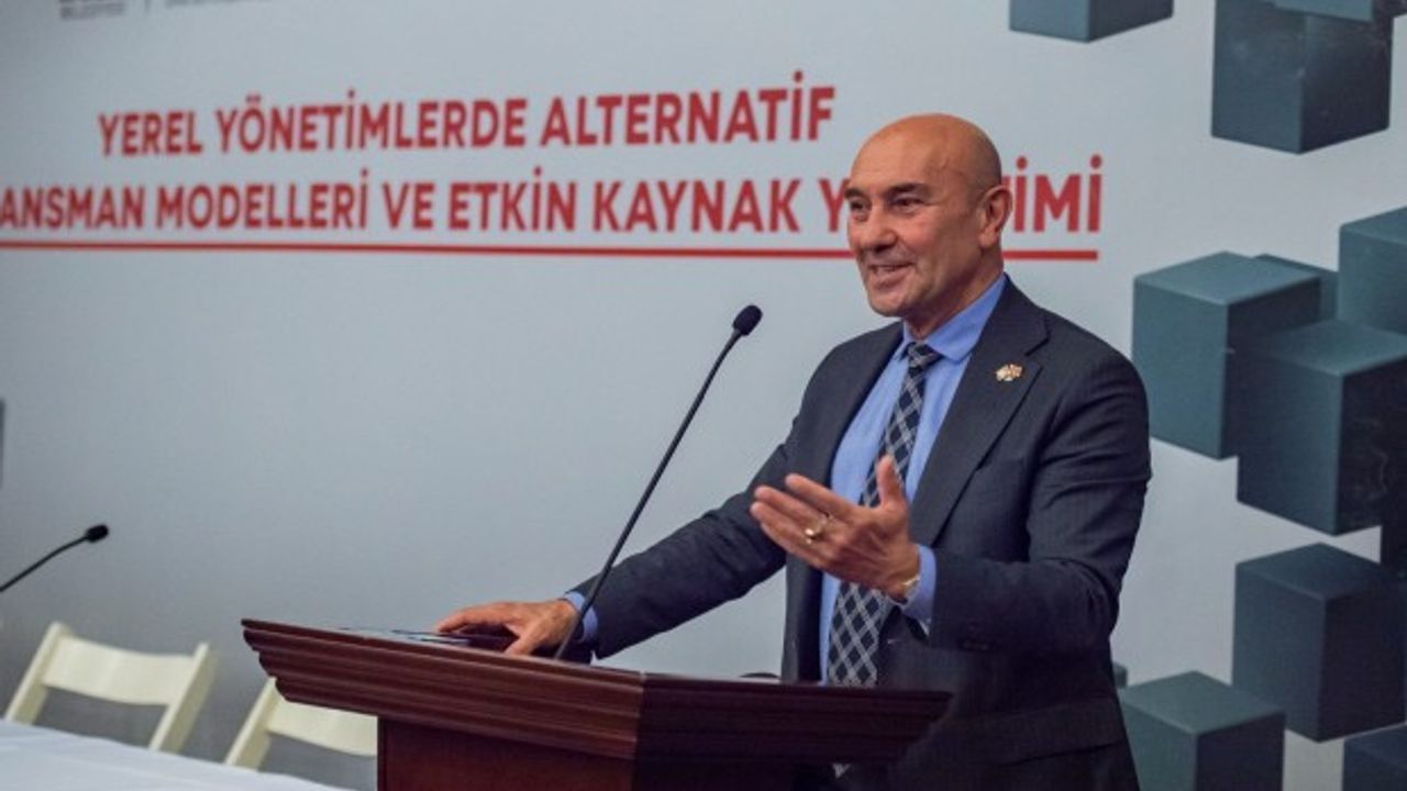 İzmir'de Yerel Yönetimlerde Alternatif Finansman Modelleri paneli Soyer: 'Tüm zorlukların üstesinden geldik'