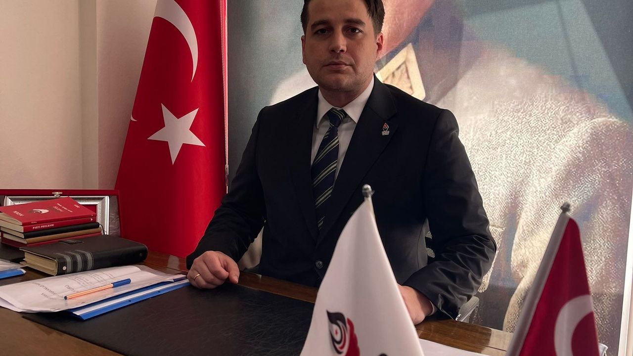 Zafer Partisi İzmir İl Başkanı Tunca: Polis engeliyle karşılaşıyoruz!