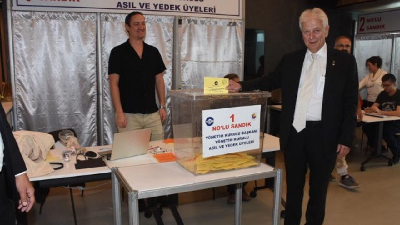 EBSO’da bir kez daha Yorgancılar dönemi... 'Güven ve tecrübe tercih edildi!’