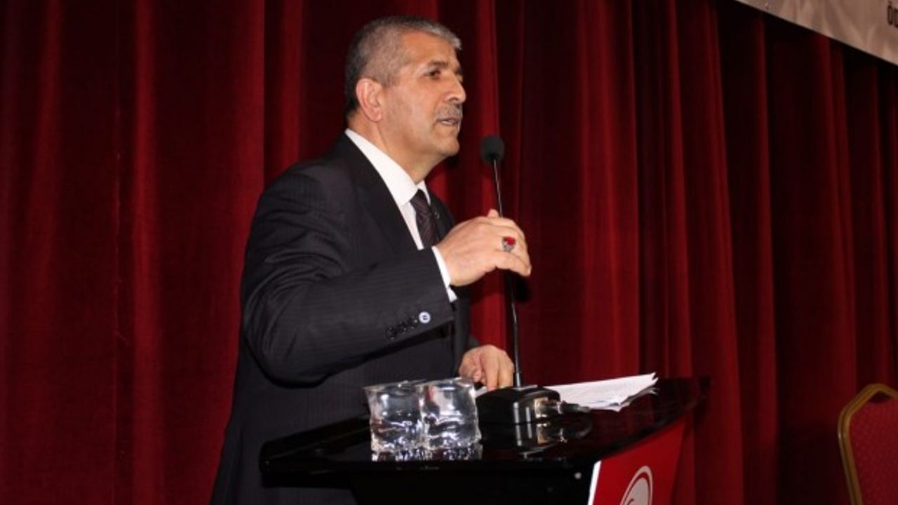 MHP’li Şahin’den dikkat çeken bayram mesajı: Cumhuriyet Türkçe haykırışımızdır!