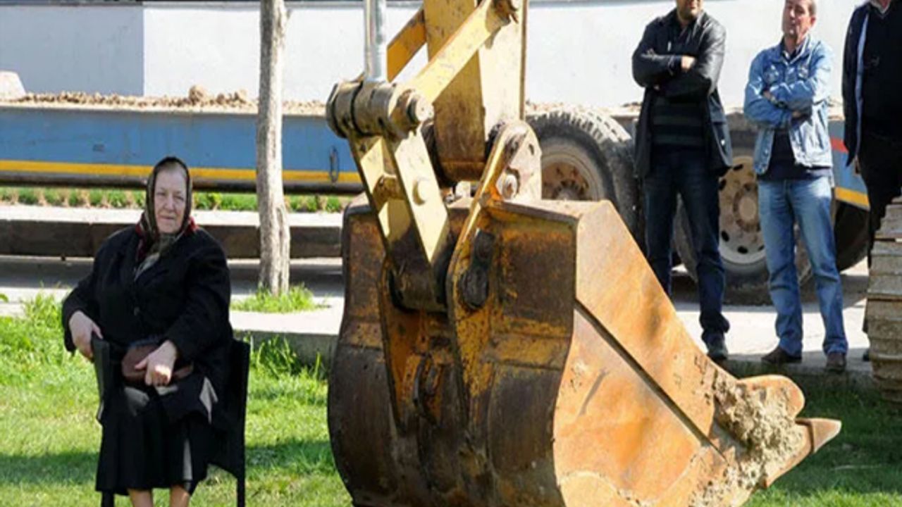 Türkiye onu bu fotoğrafla tanımıştı! Kıymet Peker yaşamını yitirdi