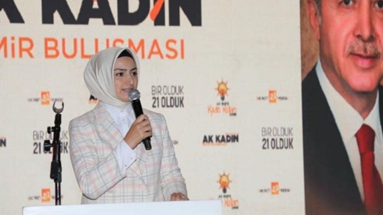 AK Parti İzmir’de “Siyaset Akademisi Kadın” başlıyor
