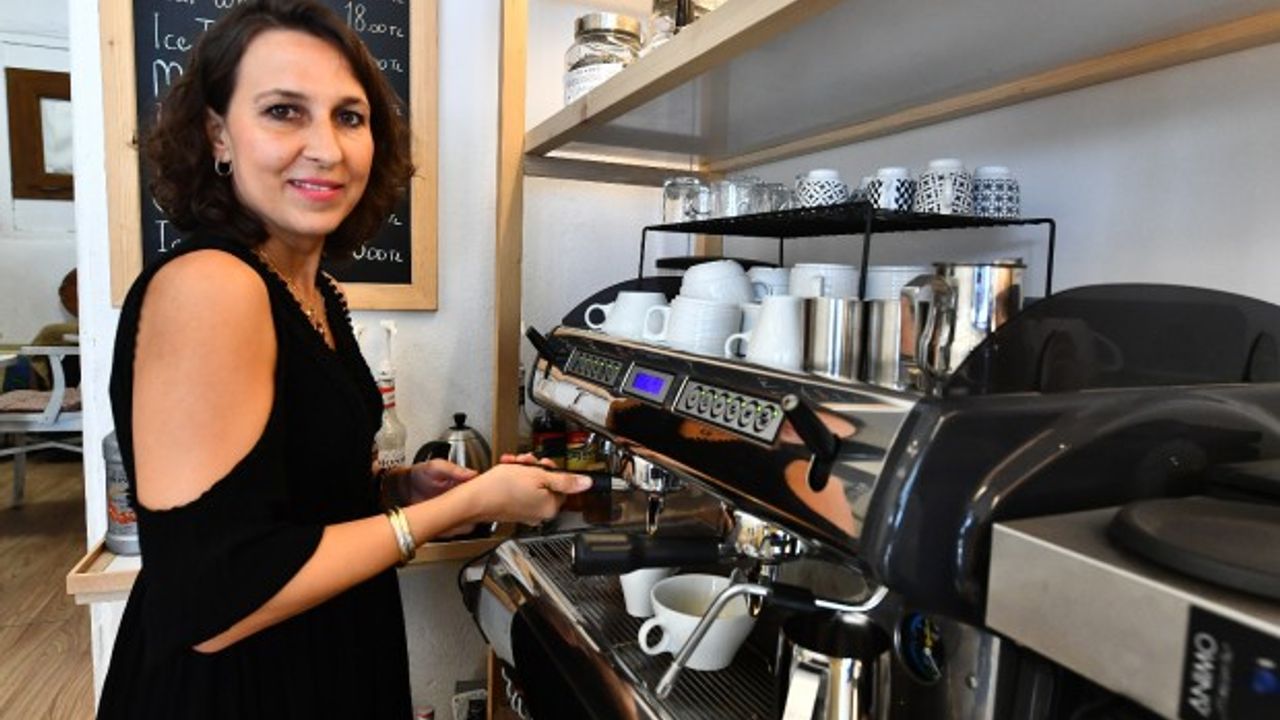 İzmir’in gözde baristaları Meslek Fabrikası’ndan çıkıyor