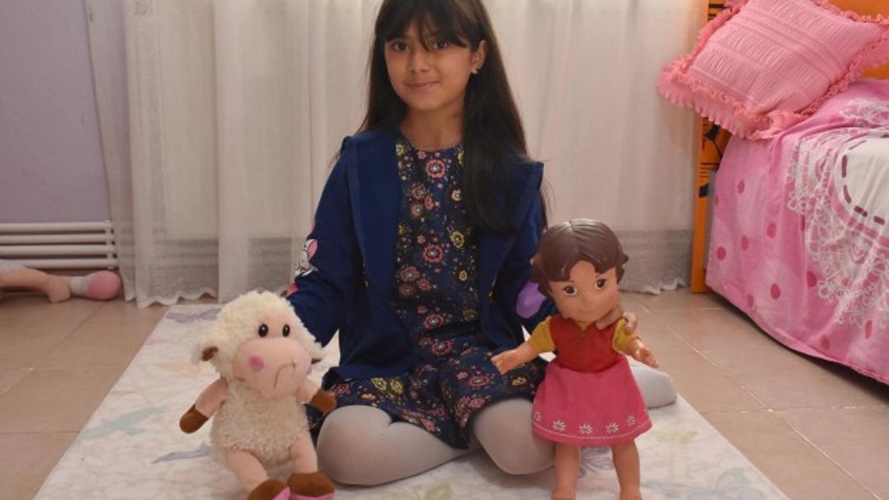 Kanseri 3 kez yenmeyi başardı... Diğer hastalara umut oluyor