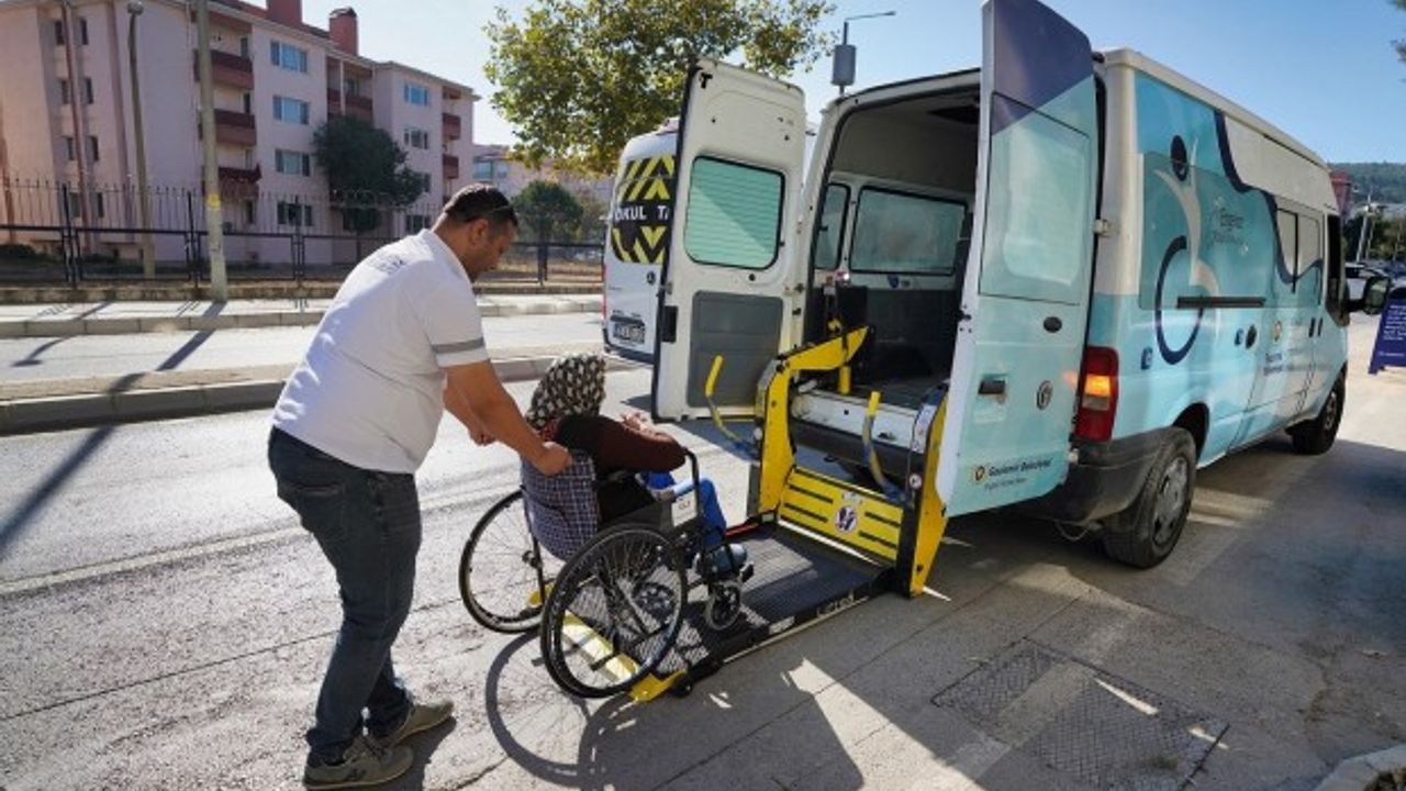 Gaziemir Belediyesi sağlık hizmetleriyle şifa oluyor! Her yıl binlerce kişi faydalanıyor
