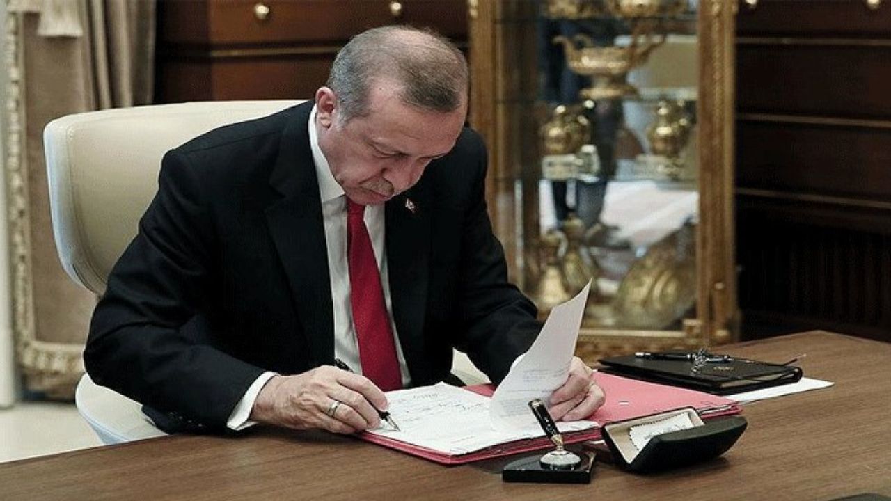 Cumhurbaşkanı Erdoğan imzaladı… Özdil göreve resmen atandı
