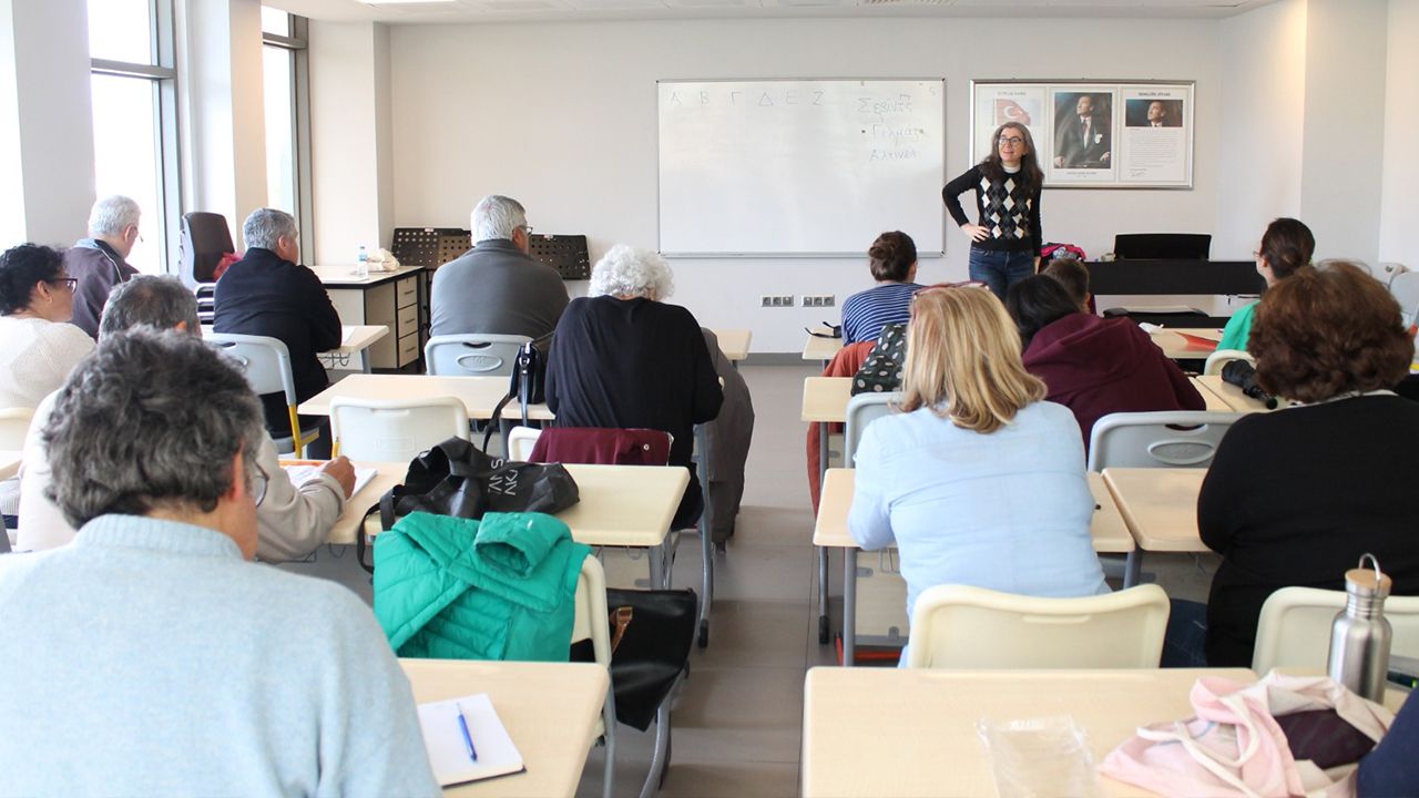Efes Selçuk'ta dünya dilleri kurslarına yoğun ilgi