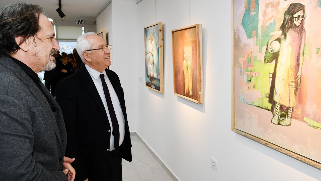 Karabağlar'da Mehmet Tüver Resim Sergisi açıldı