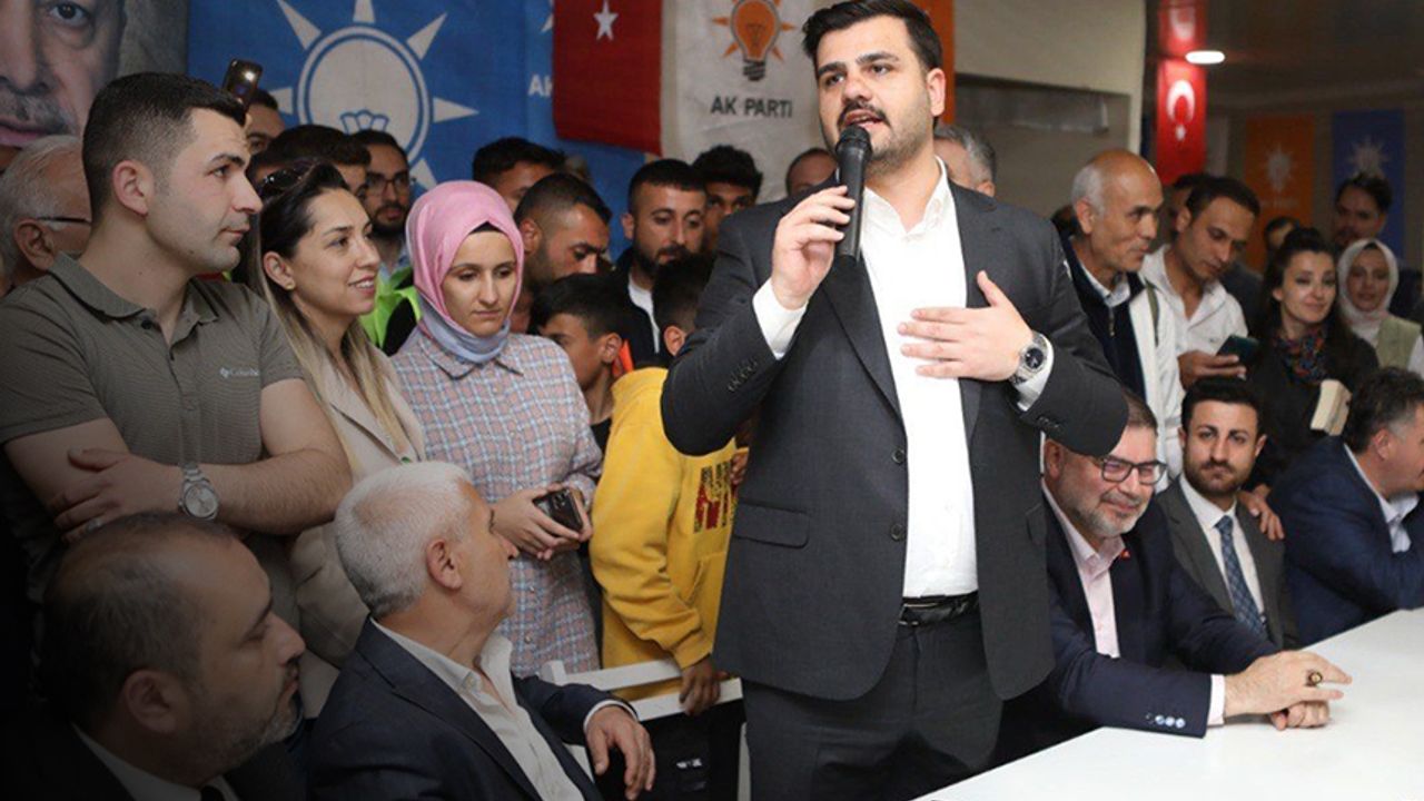 AK Partili İnan’dan Bayraklı’da muhalefete liste çıkışı... Hepsi dışarıdan geldi