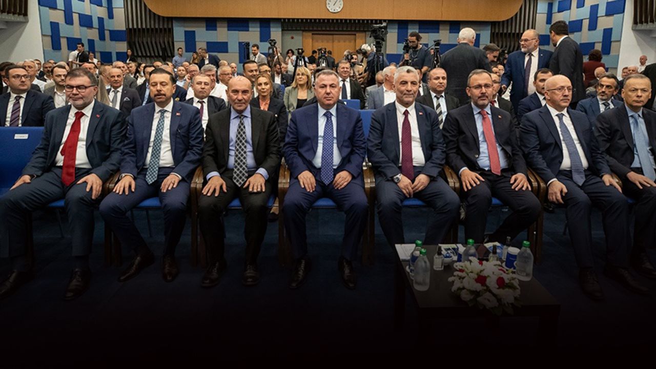 İzmir İş Dünyası Buluşması’nda reform çağrısı yapıldı