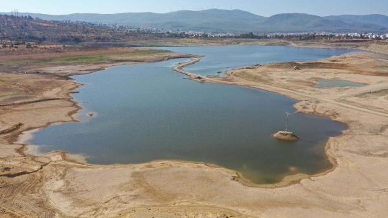 Kuruma noktasına gelen Mumcular Barajı’ndan su verilmeyecek