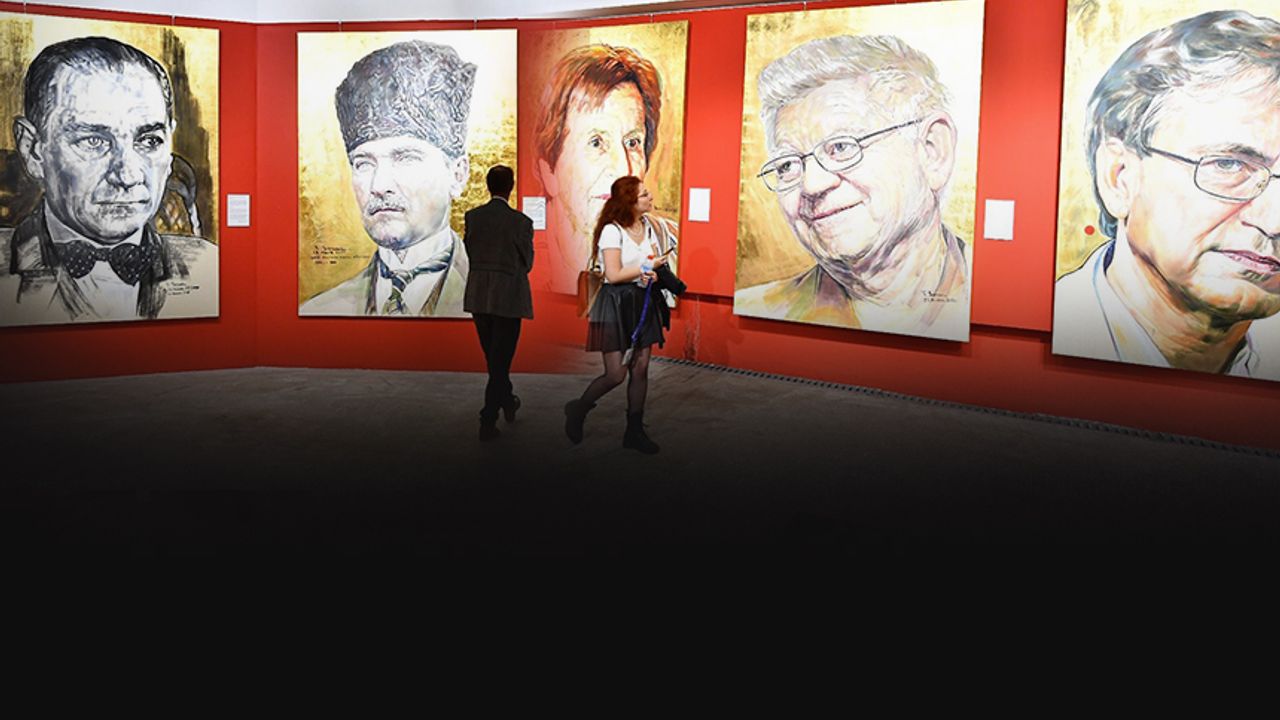 “Atatürk: İz Bırakan İlkler Dev Portreler” sergisi sanatseverlerle buluştu