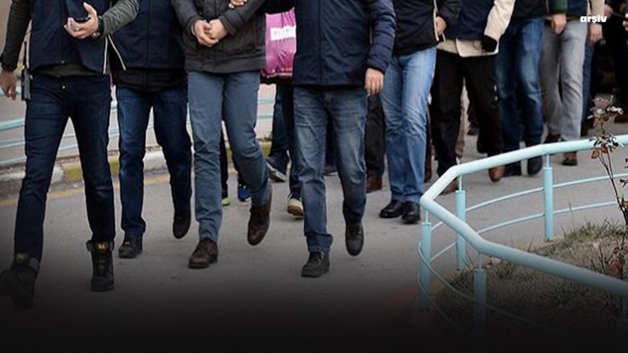 İzmir'de 126 düzensiz göçmen yakalandı