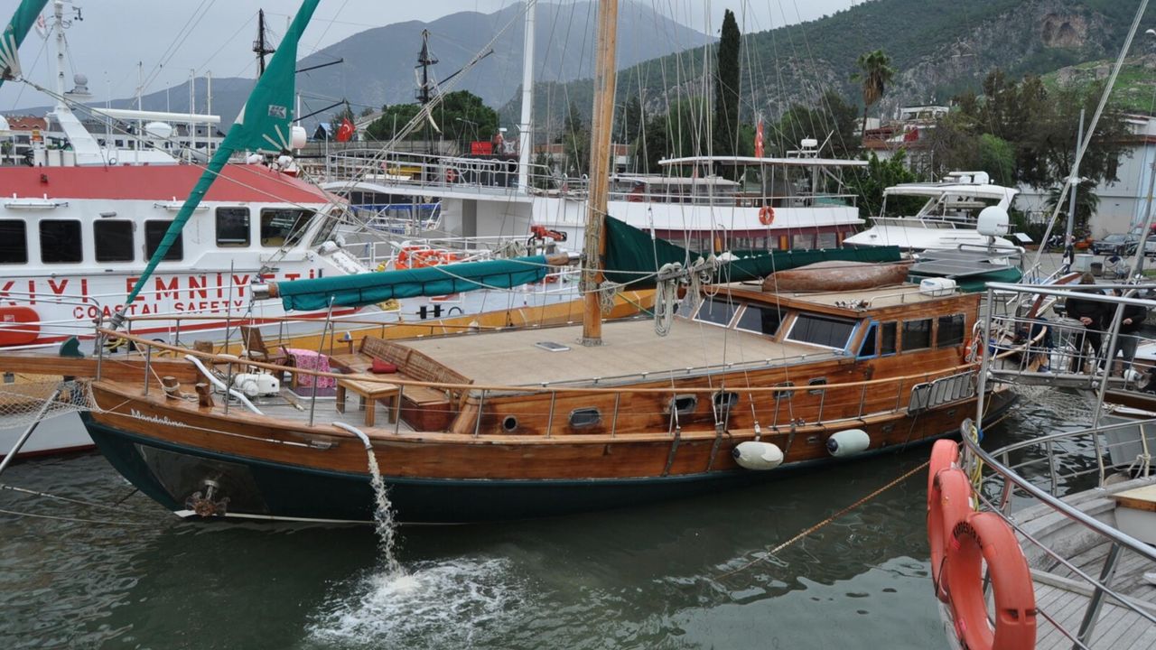 Ali Kırca'ya ait tekne batmaktan kurtarıldı