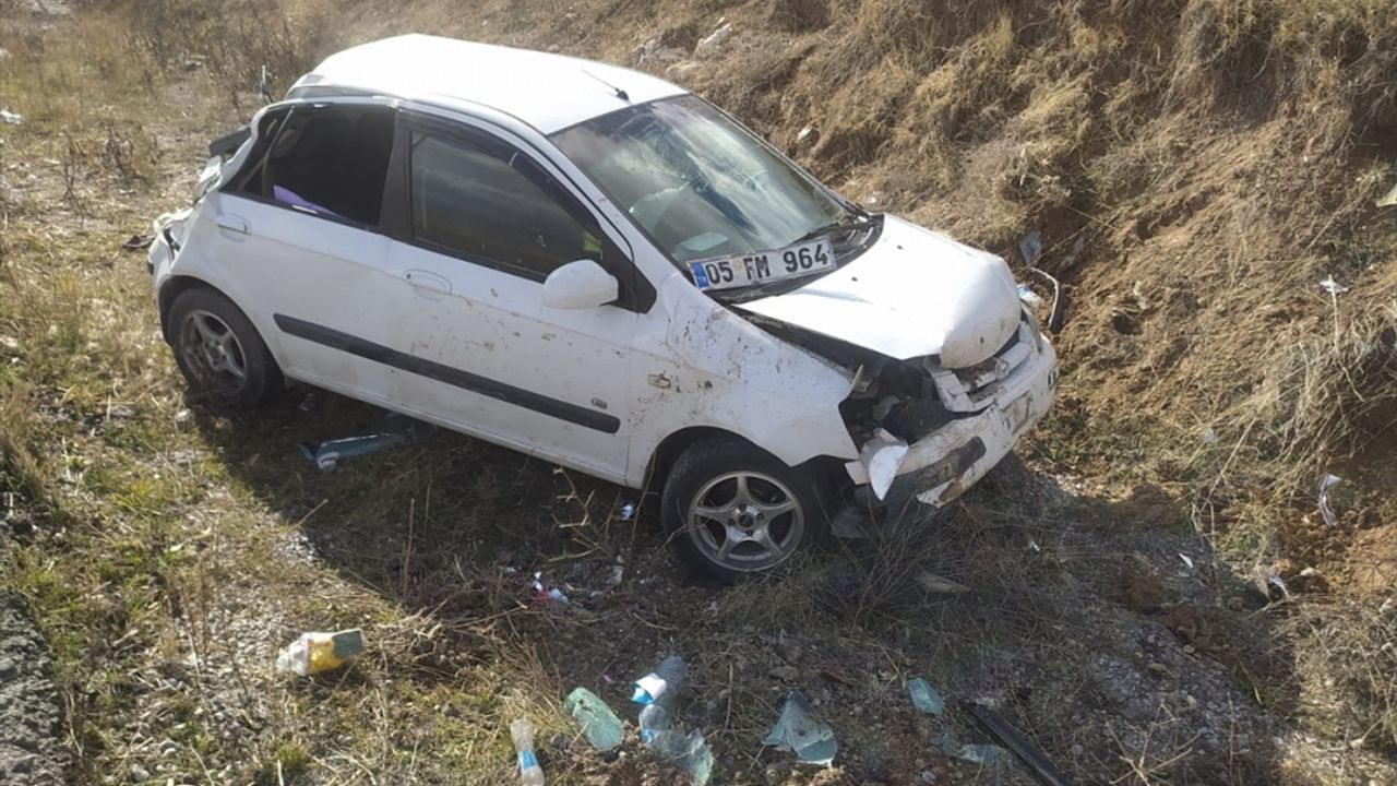 Afyonkarahisar'da trafik kazalarında 6 kişi yaralandı
