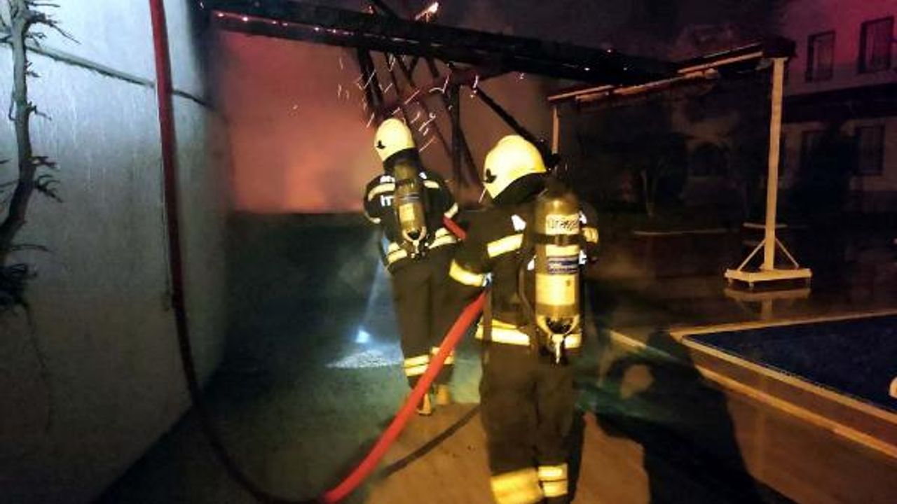 Bodrum'da apart otelde yangın paniği