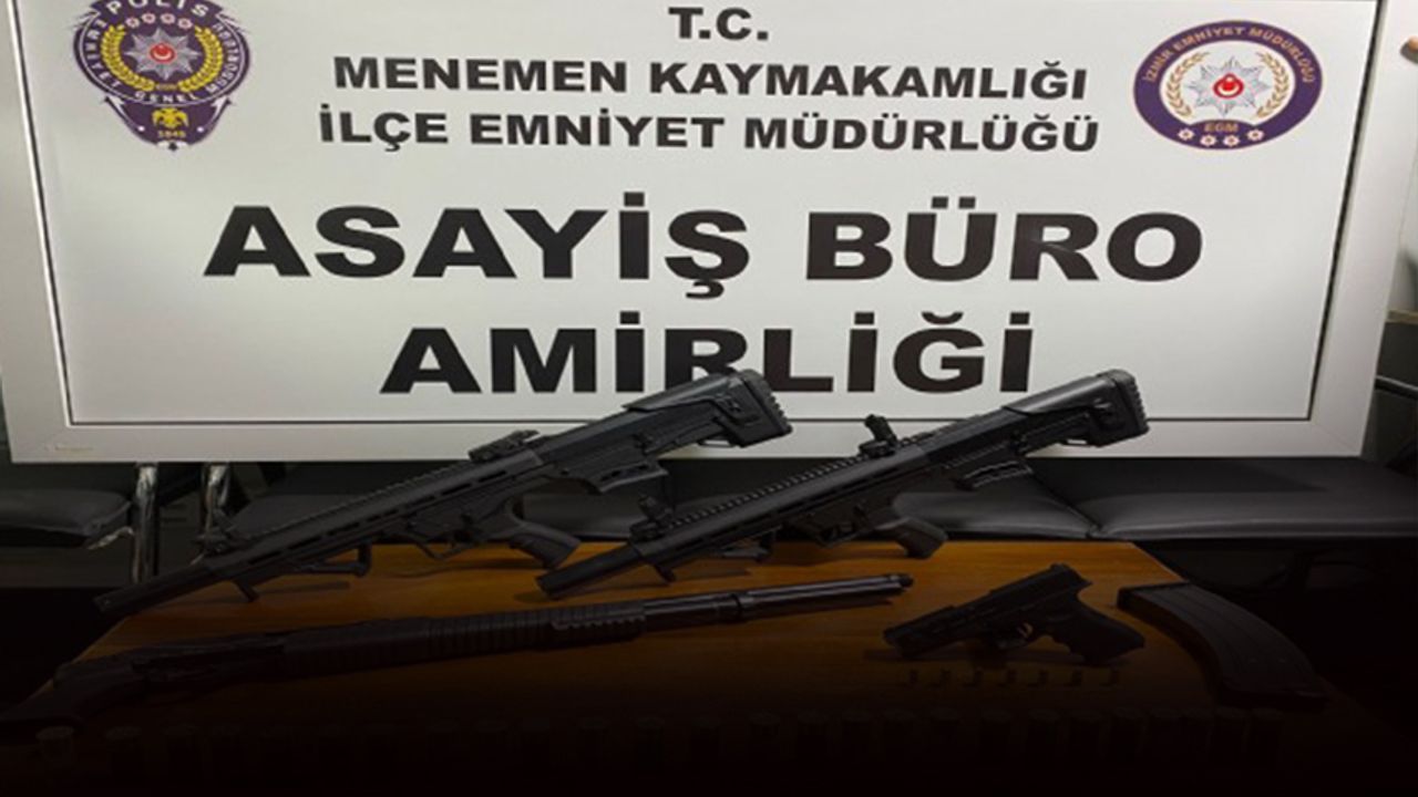 İzmir'de evinde tabanca ve pompalı tüfek bulunan şüpheli gözaltına alındı