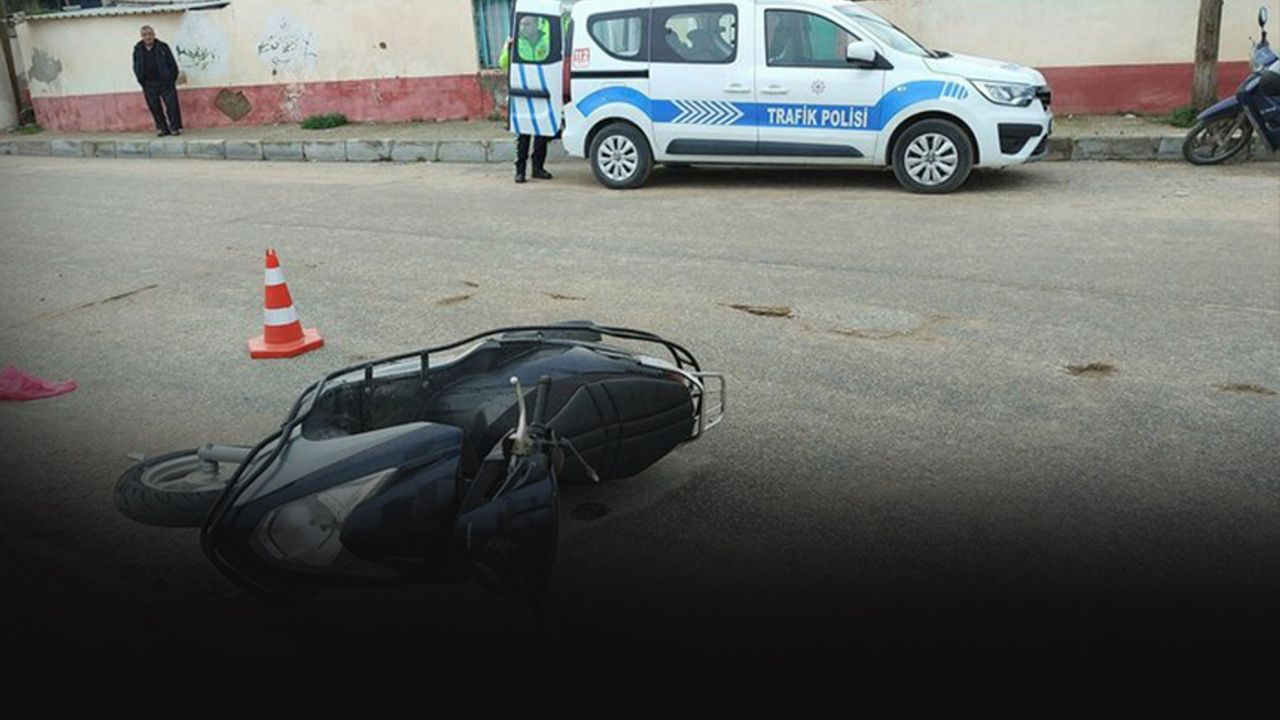 İzmir'de feci kaza... Direğe çarpan motosiklet sürücüsü hayatını kaybetti