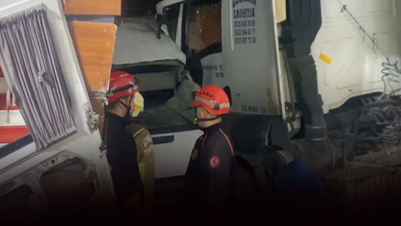 İzmir'de korkunç kaza... 2 ölü, 15 yaralı!