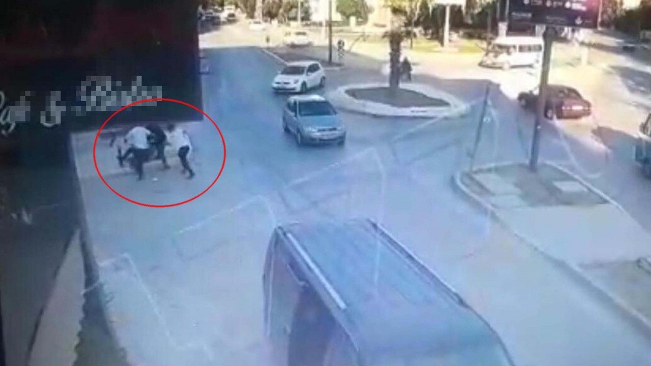 Doktoru takip edip, döven sanıklara 5'er yıl hapis cezası - Gündeme Bakış
