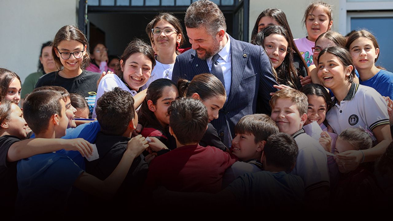 Buca’da 23 Nisan coşkusu... Renkli gösteriler çocukları bekliyor!