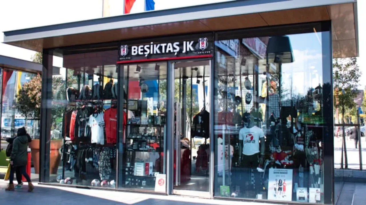 Beşiktaş’ın resmi taraftar ürününe toplatma kararı