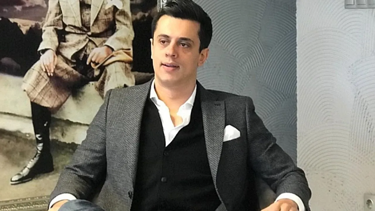 AK Parti'li Eroğlu'ndan Başkan Kınay'a: Delegelere iş vaat etti iddiası -  Gündeme Bakış