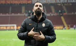 Arda Turan futbolu bıraktı!