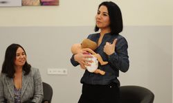 Karşıyaka’da annelerle en kutsal söyleşi