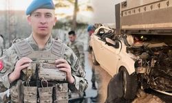 Aksaray'da otomobille TIR'a çarpan uzman çavuş kurtarılamadı